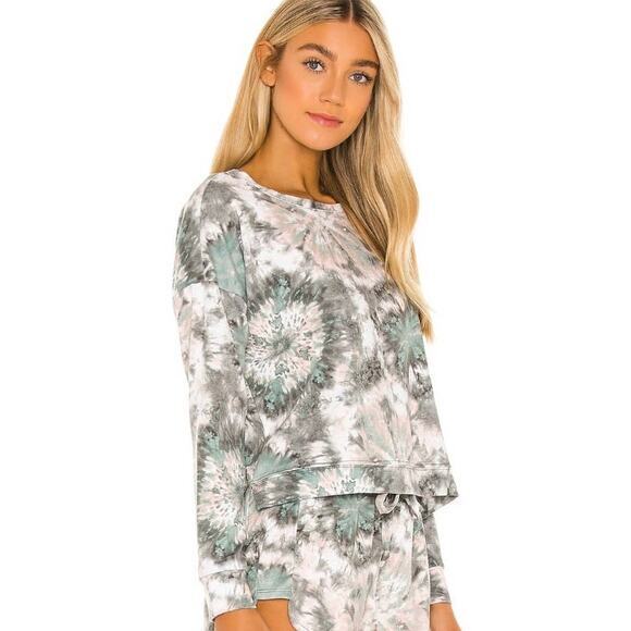 NEW Onzie x Revolve Lightweight Sweatshirt Size SMALL/MEDIUM Tie Dye High Low - Picture 2 of 7